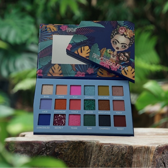 Eye shadow Palette - Picture 3 of 4